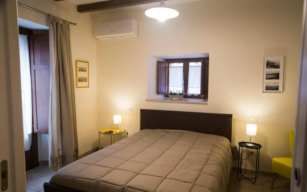 Alla Scalinata Milazzo Italien