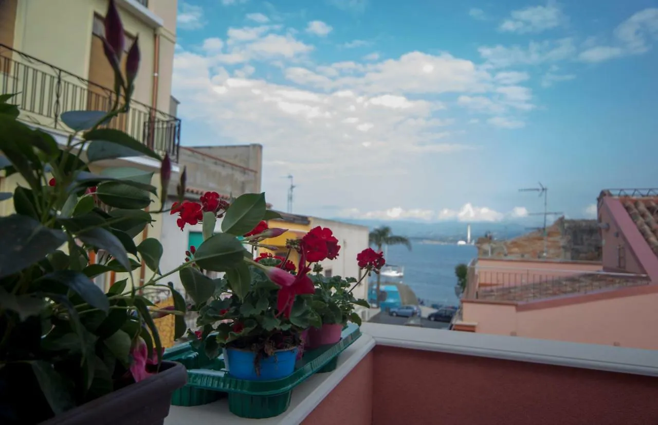 Alla Scalinata Milazzo 0*,  Italien